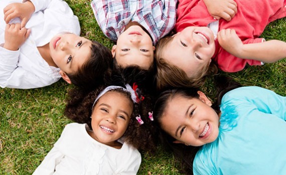 Escolha o playground ideal para sua escola