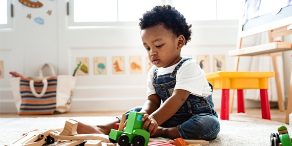 Qual o papel dos brinquedos na educação infantil?