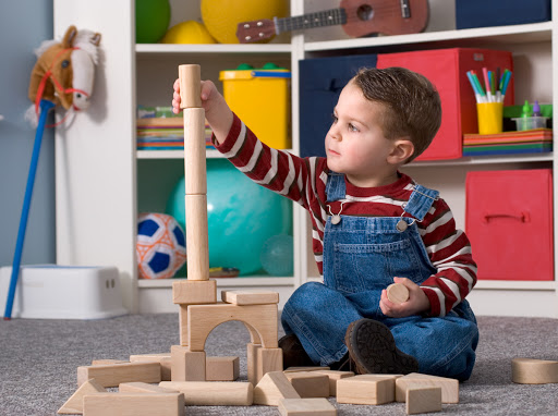 7 dicas de brinquedos de madeira que fazem sucesso entre as crianças