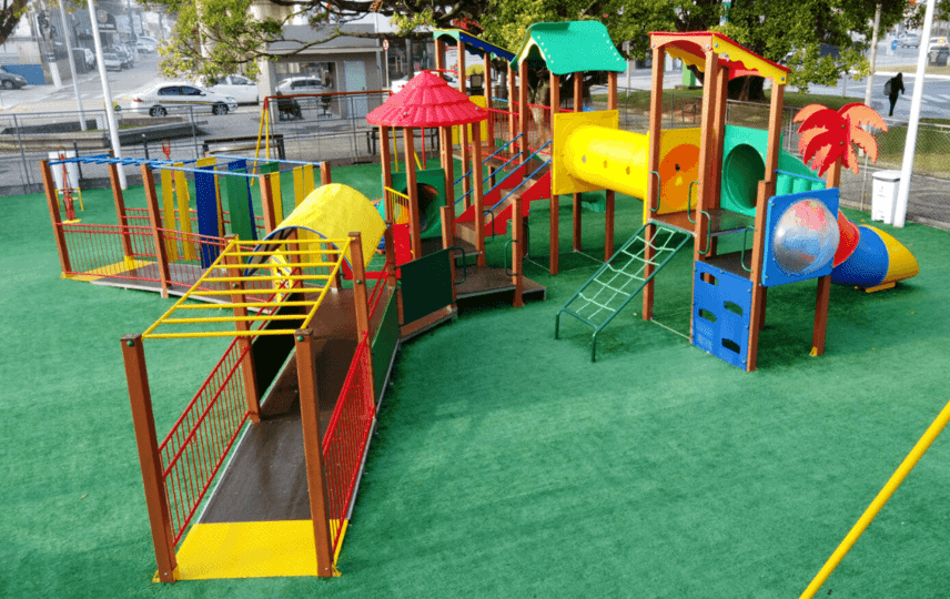 A importância de um parque infantil certificado